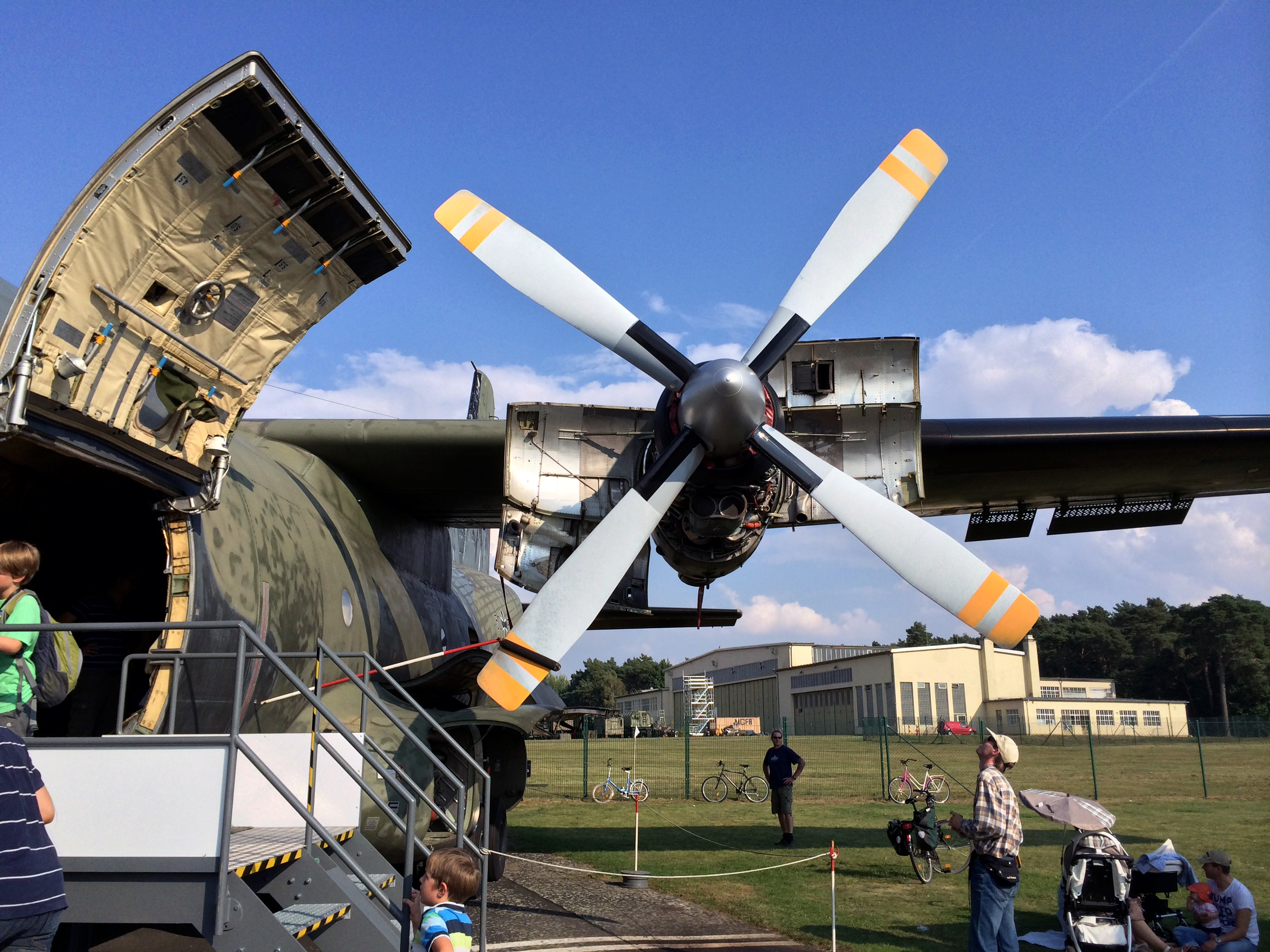 Transall C-160 (50-56) - LTG 63 - Propeller