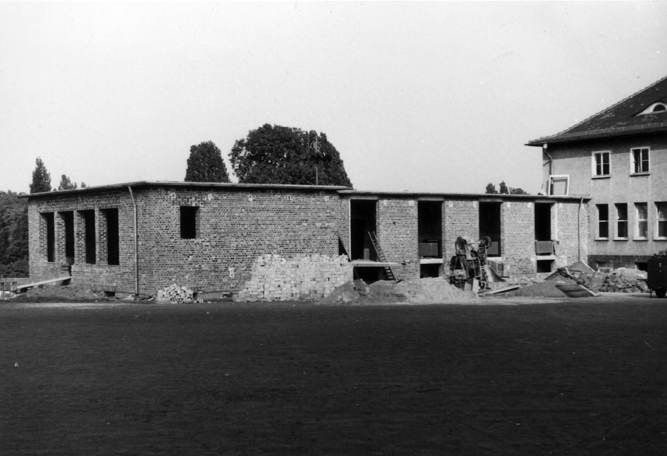 Feuerwehr Königstädten - Maschinistenlehrgang Kassel 1958 - Baustelle Neubau