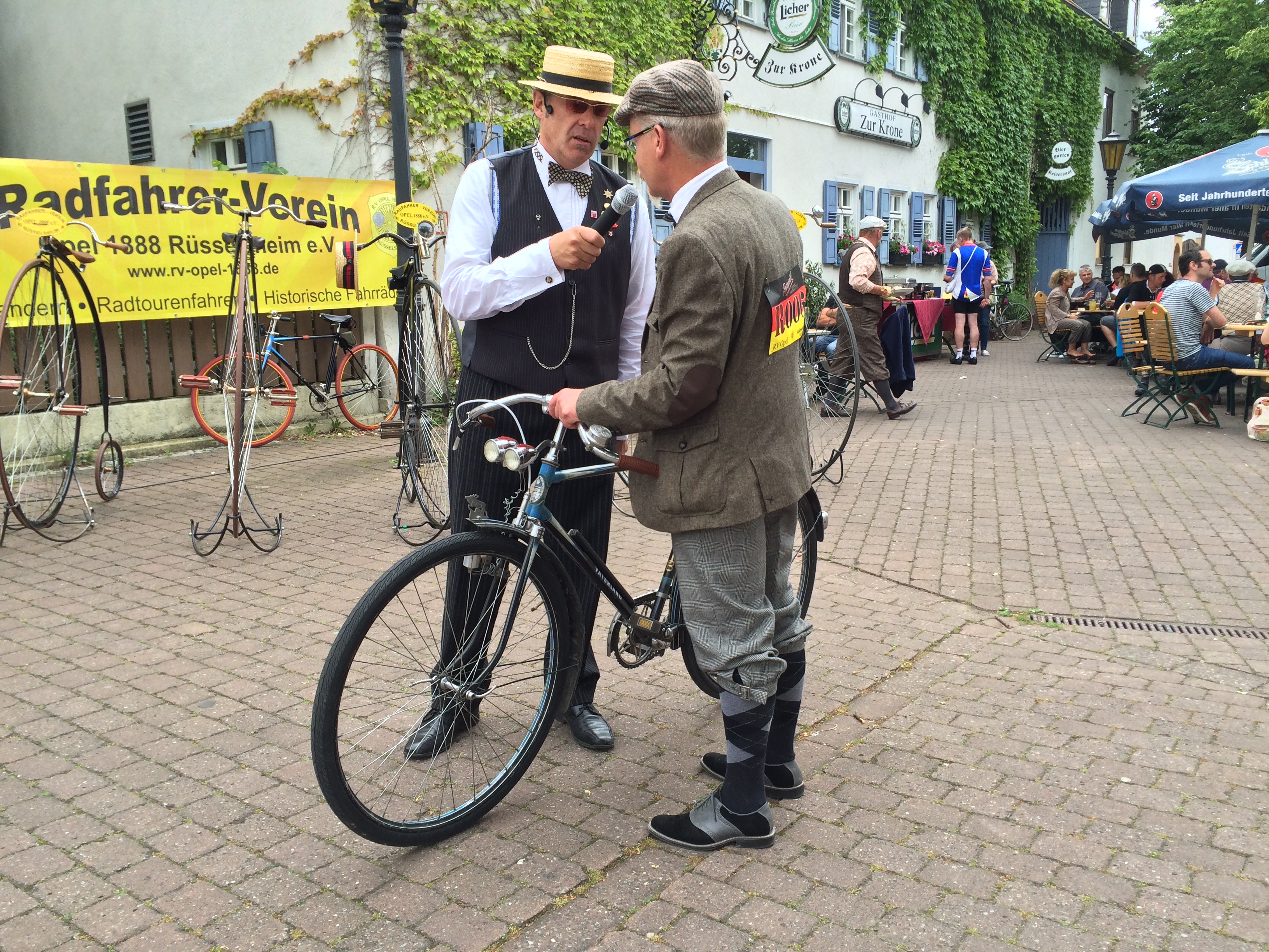 Opel-Fahrrad-Fest Königstädten Opel Bicycle Party