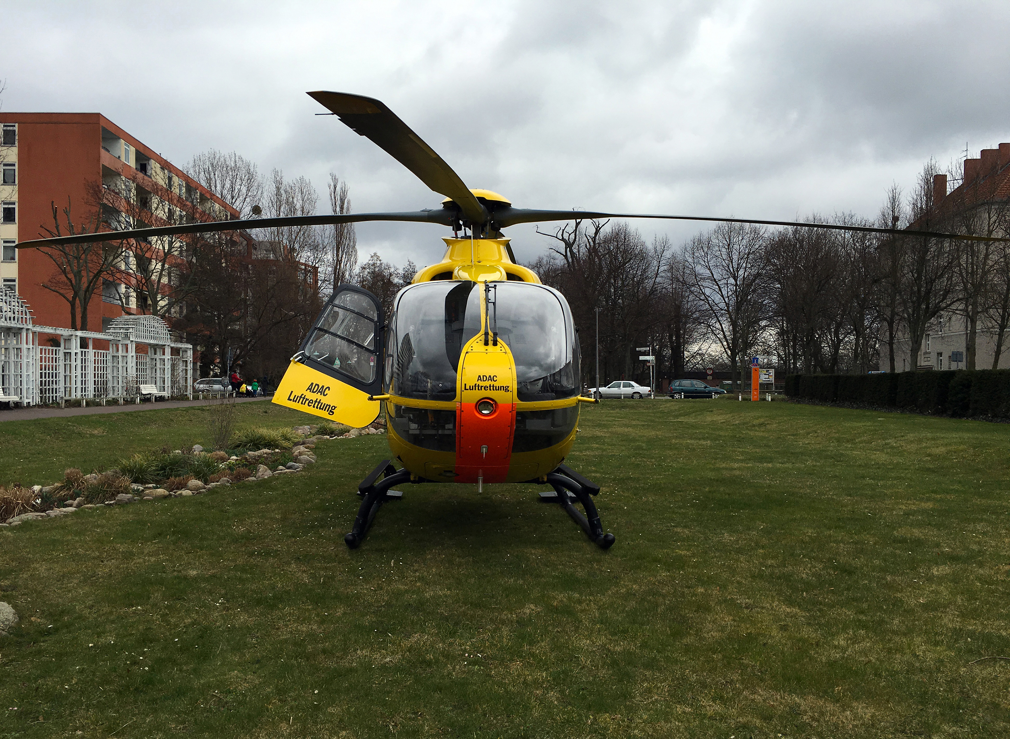 Rettungshubschrauber ADAC - Berlin-Spandau