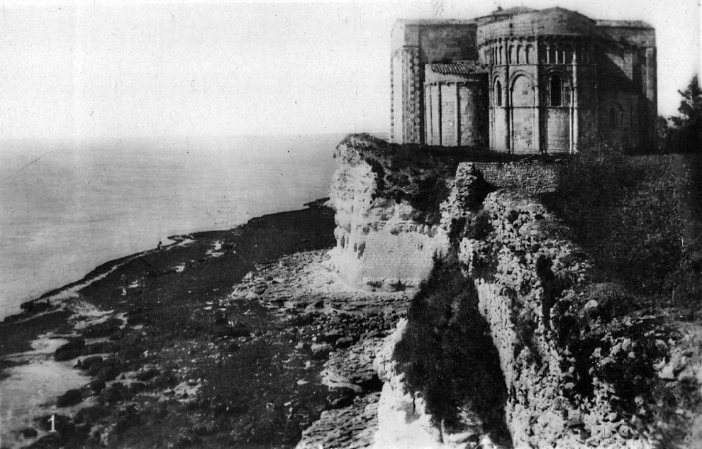 Royan 1940 - TALMONT - La Basilique