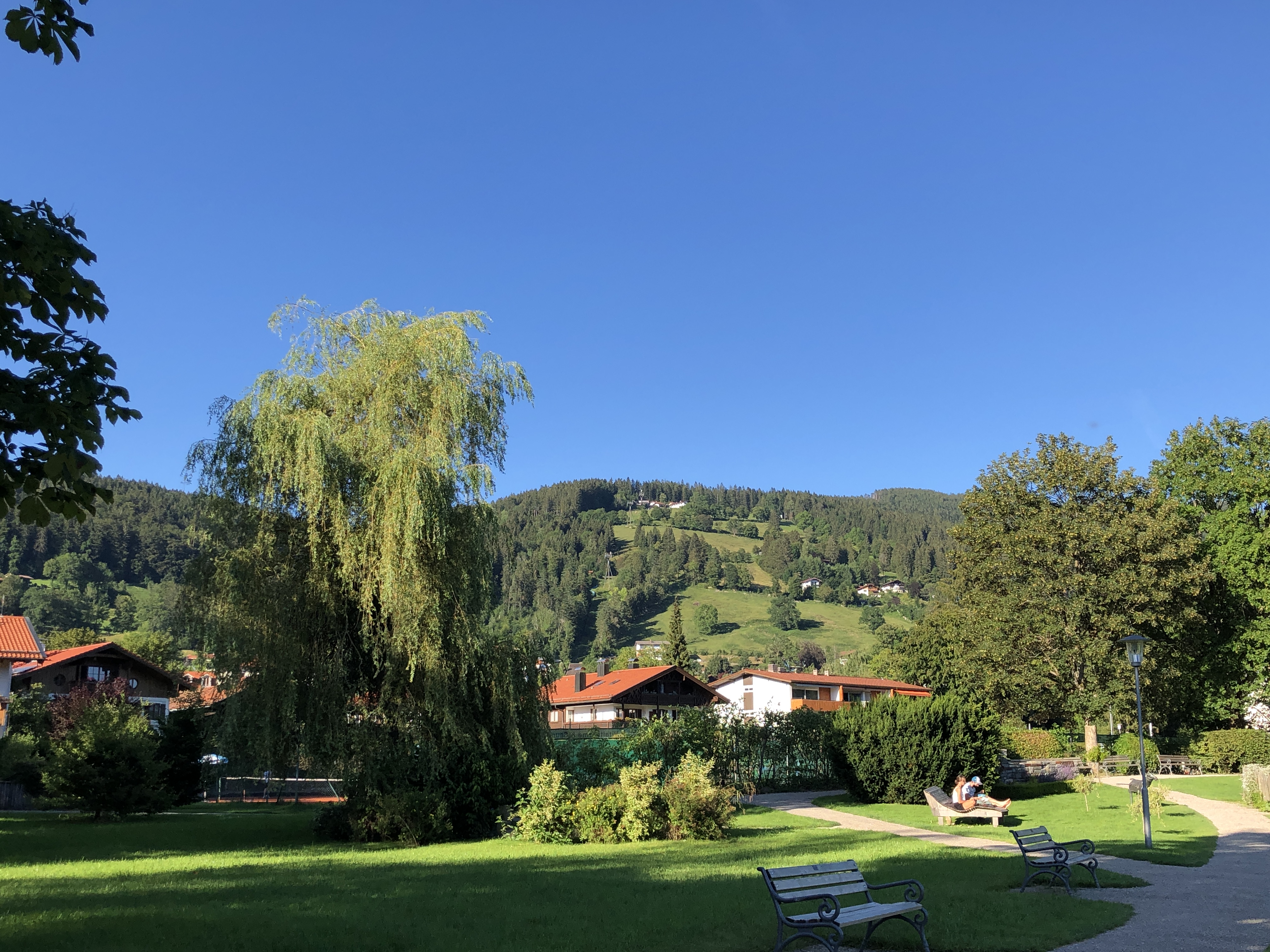 Blick auf unsere Hütte in Bergen