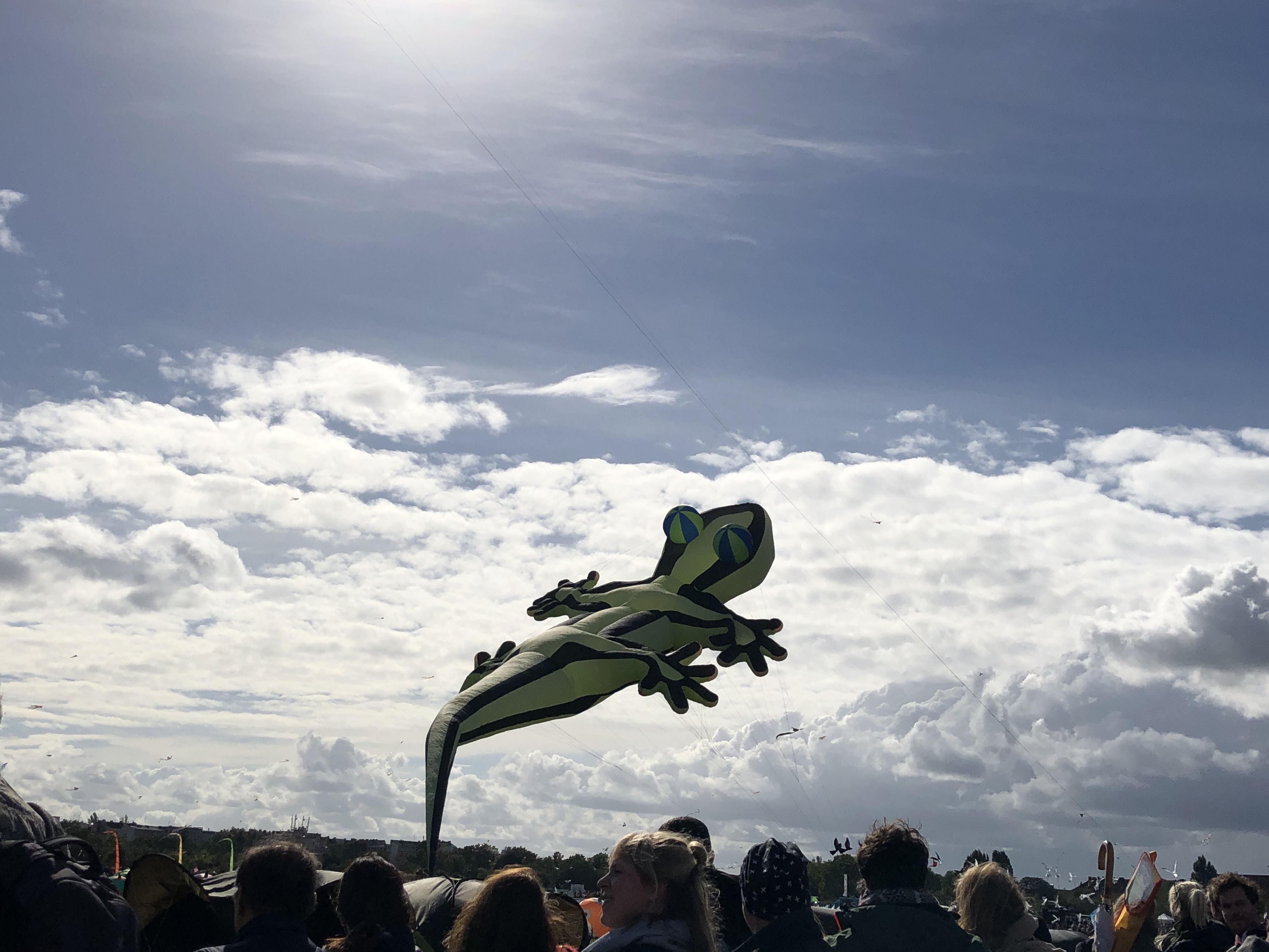 Riesendrachen Festival am Tempelhofer Feld - Berlin