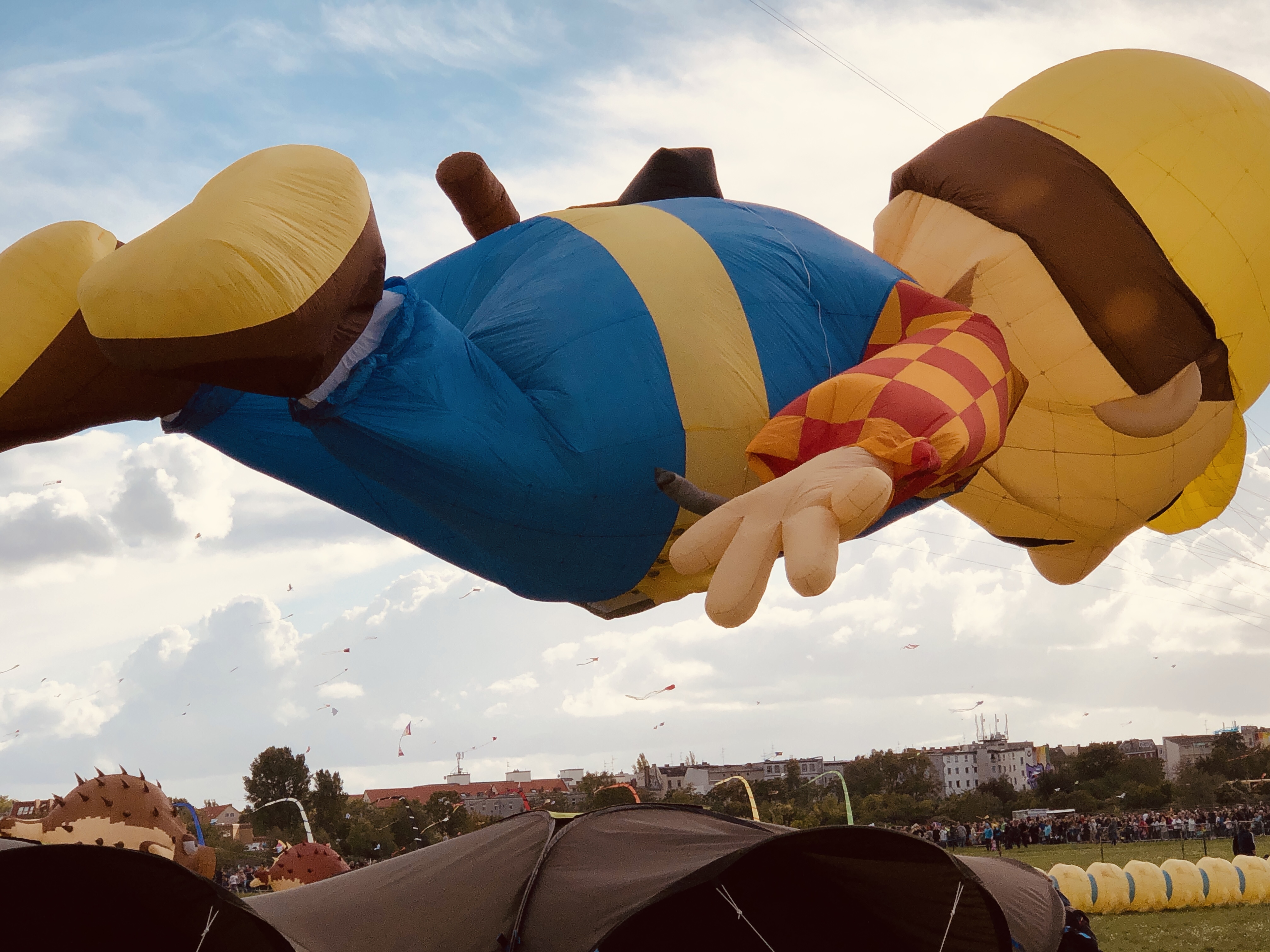 Riesendrachen Festival am Tempelhofer Feld - Berlin