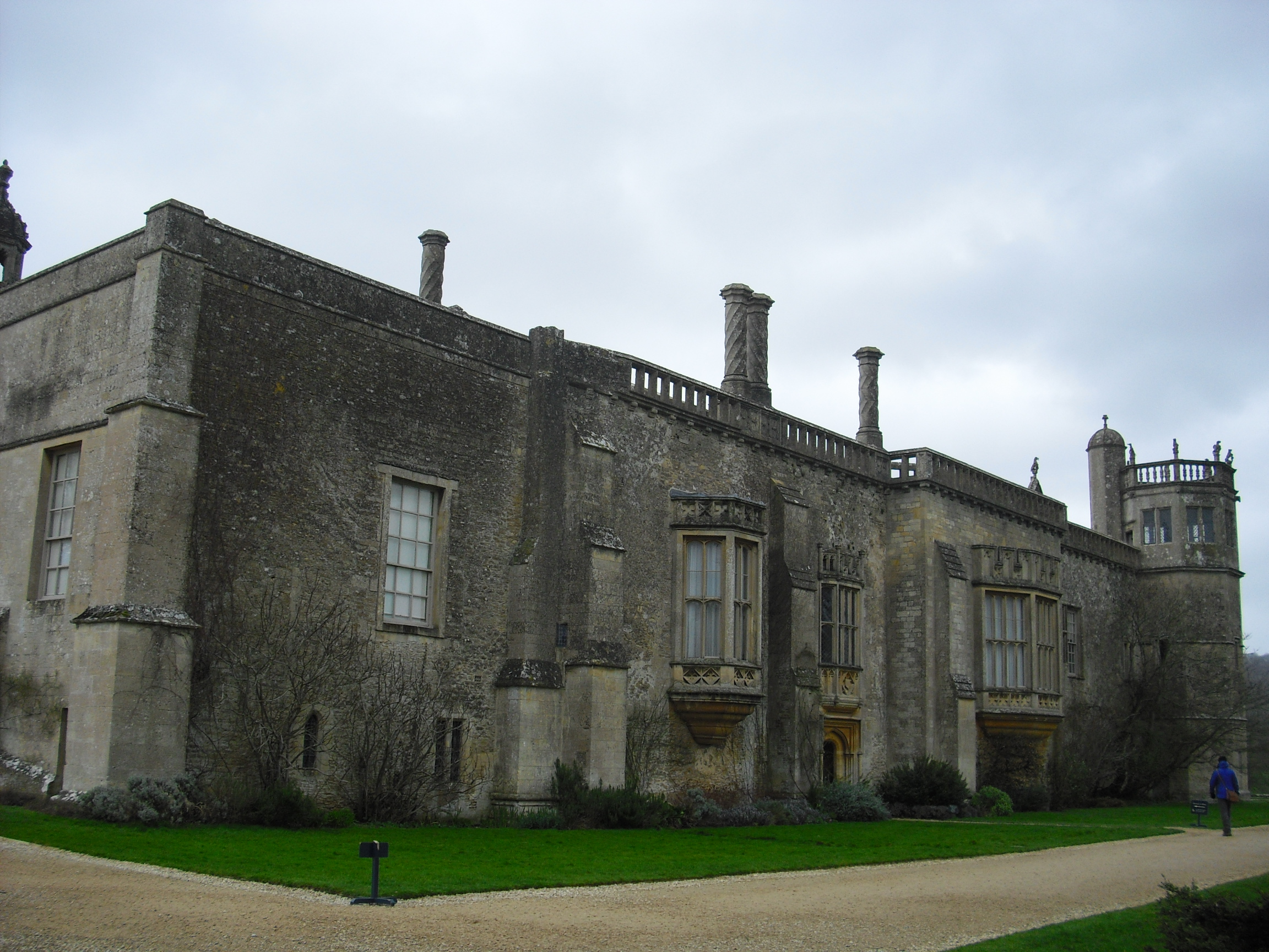 Lacock Abbey - Benediktinenkloster - Seitenansicht