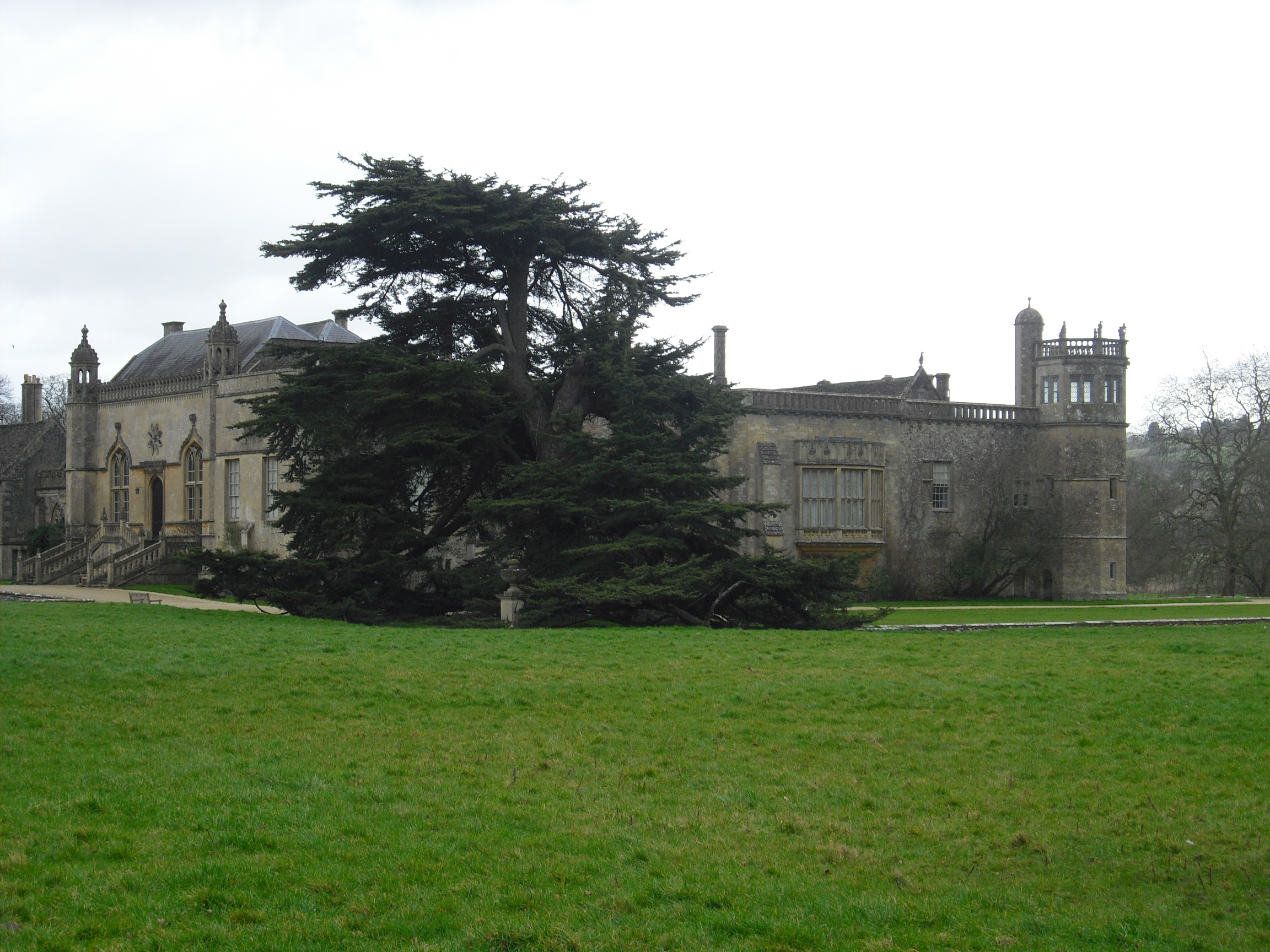 Lacock Abbey - Benediktinerkloster erbaut um 1260