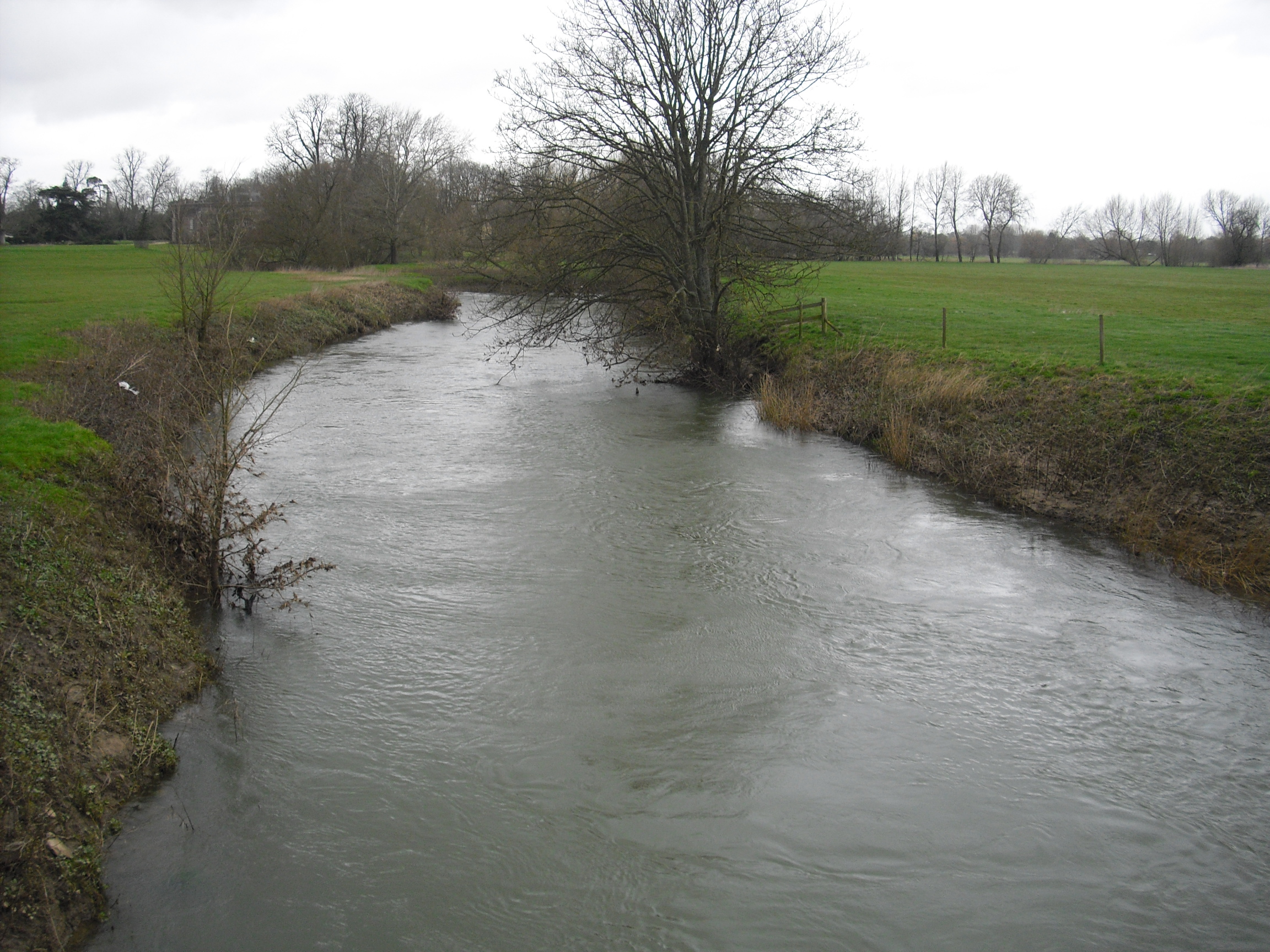 Lacock - Bach und der Benediktinenkloster