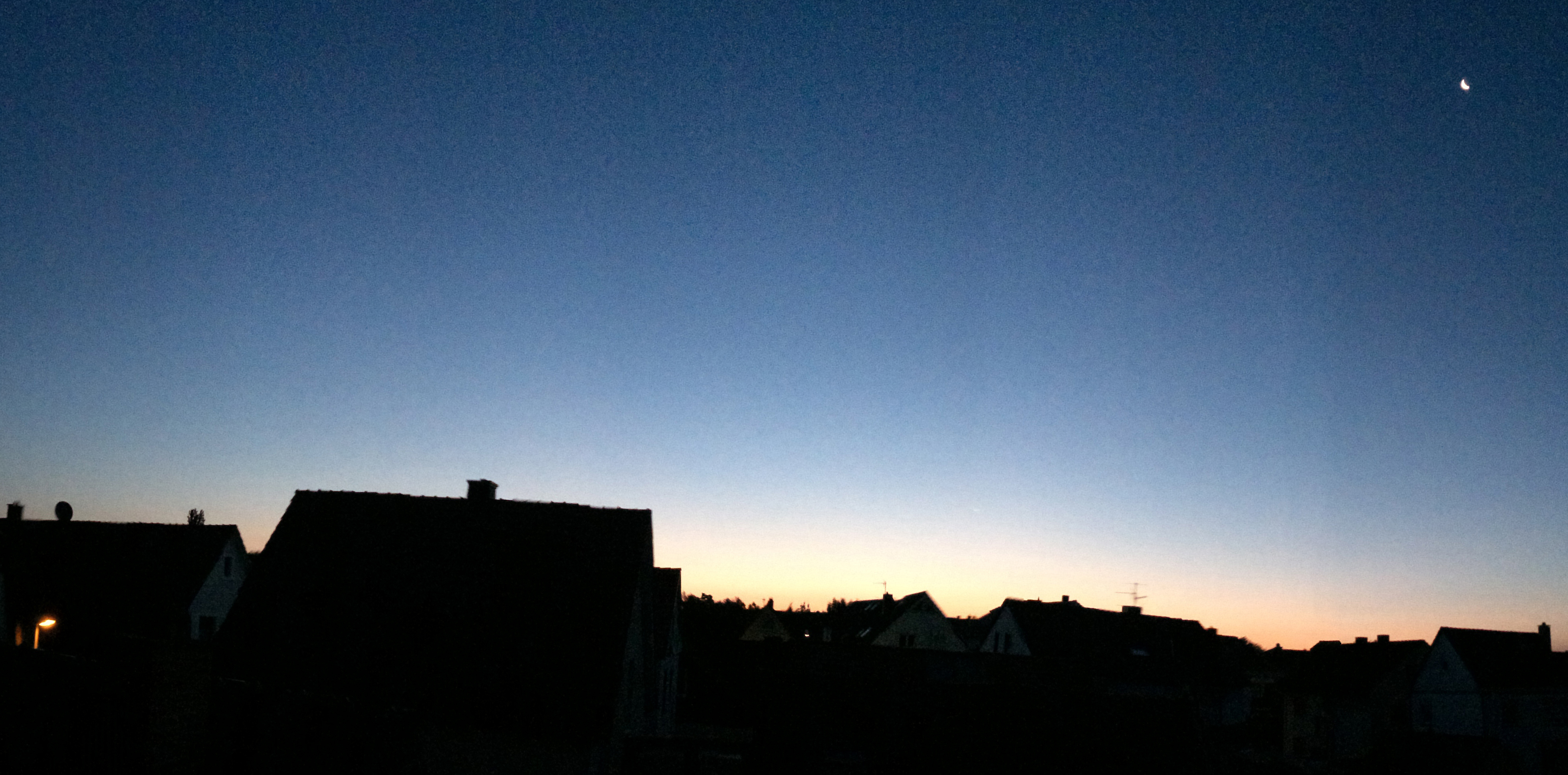 Morgenhimmel Rüsselsheim-Königstädten 20.08.2014